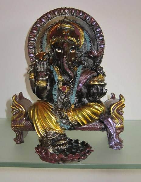 Soška Ganesh na trůnu 20 cm